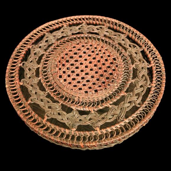 Vintage Handwoven Wicker Basket Tray Round Decorative 12" x 3" Rustic Boho - Picture 1 of 4